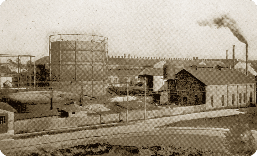 Old black and white photo of the Roanoke Gas Company,